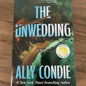 🌸3/$10🌸The Unwedding by Ally Condie - Hardcover